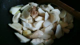 油焖杏鲍菇的做法步骤：3