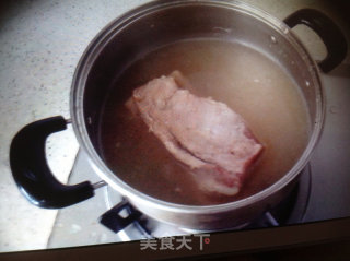 腊腌菜扣肉的做法步骤：2