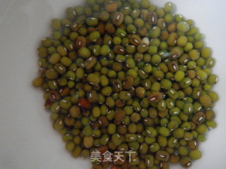 绿豆粥的做法步骤：2