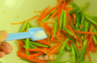 小炒芦笋的做法步骤：6