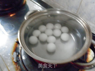 汤元南瓜盅的做法步骤：3