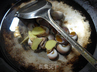豆豉肉螺的做法步骤：2