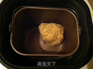 奶香花样面包的做法步骤：2