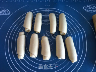 奶香花样面包的做法步骤：6