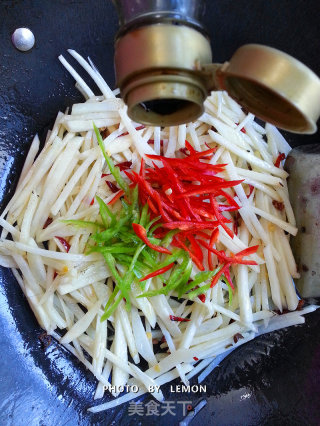 土豆君的爱情日志（3）=麻辣土豆的做法步骤：8