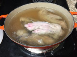秘制烤猪蹄的做法步骤：2