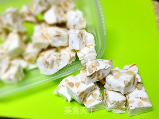 牛轧糖的做法步骤：8