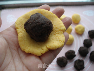 豆沙南瓜饼的做法步骤：9