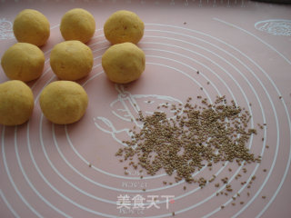豆沙南瓜饼的做法步骤：10