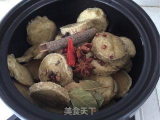 五香卤素鸡卷的做法步骤：8
