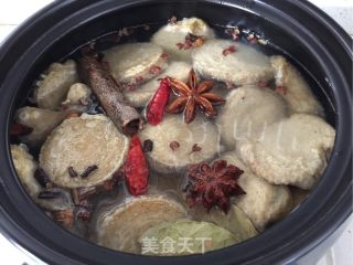 五香卤素鸡卷的做法步骤：9