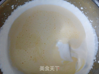 樱桃冰淇淋蛋糕的做法步骤：12