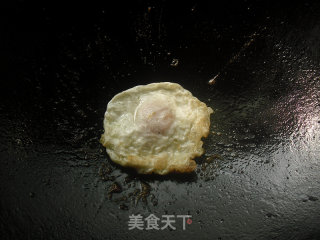 荷包蛋煮挂面的做法步骤：2