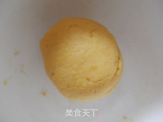 红薯糯米饼的做法步骤：2