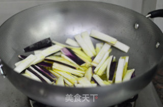 辣酱烧茄子的做法步骤：4