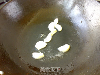 酸菜炖五花肉的做法步骤：2