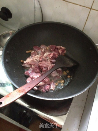 辣炒地羊肉的做法步骤：6