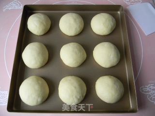 全奶花生餐包的做法步骤：4