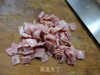 西兰花培根炒饭的做法步骤：3