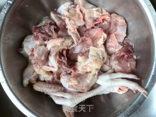 尖椒炒鸡公的做法步骤：4