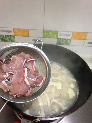 豆皮鱼片汤的做法步骤：8
