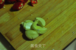 溜肉段的做法步骤：2