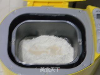淡奶油面包的做法步骤：1