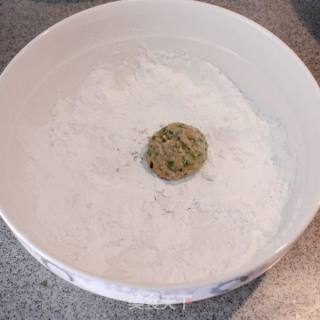 自种蔬菜做出的美食-----水晶香菜丸子的做法步骤：8