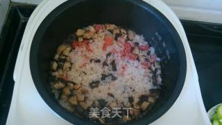 香菇腊肠焖饭的做法步骤：5
