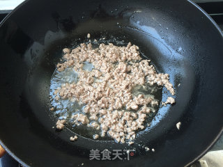 牛肉酱黄瓜的做法步骤：4