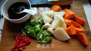 海鲜焖锅的做法步骤：3