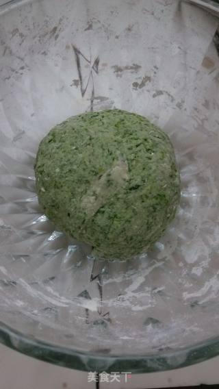 菠菜疙瘩汤的做法步骤：6
