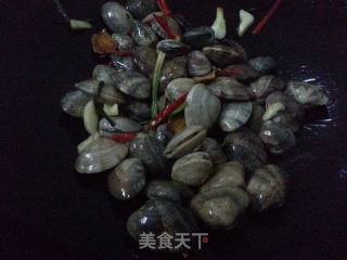 爆炒花蛤的做法步骤：5