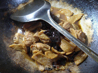 大豆蛋白黑木耳烧排骨的做法步骤：10