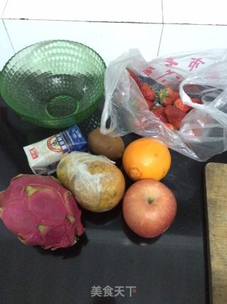 酸奶水果沙拉的做法步骤：1