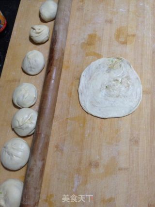 爱心葱油饼的做法步骤：11