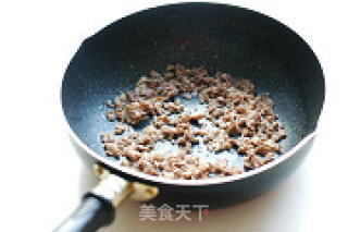 蒜是灵魂：蒜香牛肉炒饭的做法步骤：5