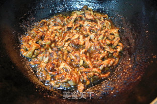 家庭风味的北京名菜：京酱肉丝的做法步骤：5