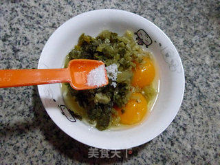 雪菜鸡蛋夹馍的做法步骤：6