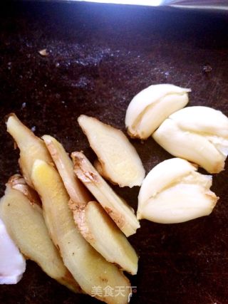 原来五花肉和马鲛鱼干更配的做法步骤：3