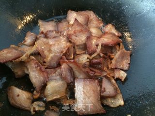 老腊肉炒豇豆的做法步骤：4