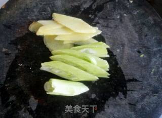 清蒸平鱼的做法步骤：3