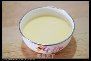 【草莓班戟】不用烤箱的小甜点的做法步骤：8