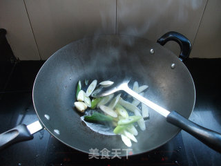 椒香濑尿虾的做法步骤：6