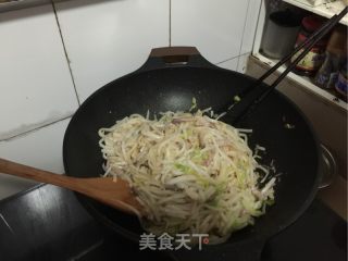 炒粉利的做法步骤：7