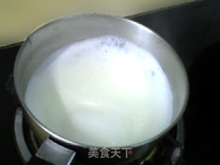 牛奶玉米面粥的做法步骤：4