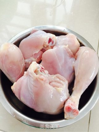 辣子鸡丁的做法步骤：1