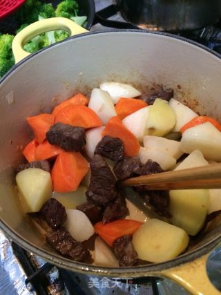 牛肉咖喱的做法步骤：4