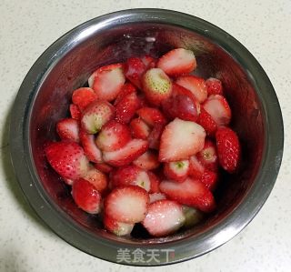 自制草莓酱的做法步骤：3