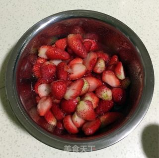 自制草莓酱的做法步骤：4